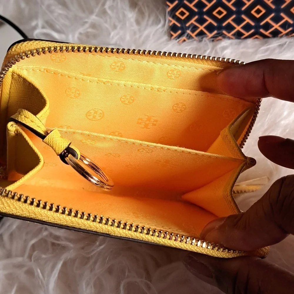 Tory Burch NWTs Emerson Zip Coin Case